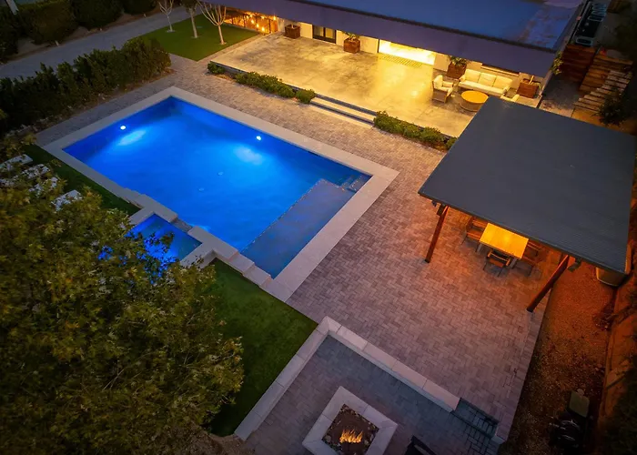 Pickleballvolleyballgolf2 Homesheated Pool Villa